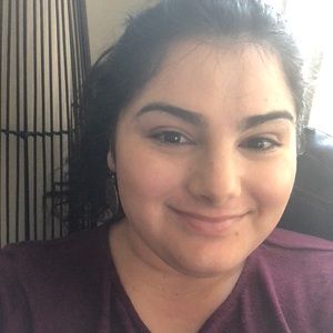 Meet your Posher, Ariana